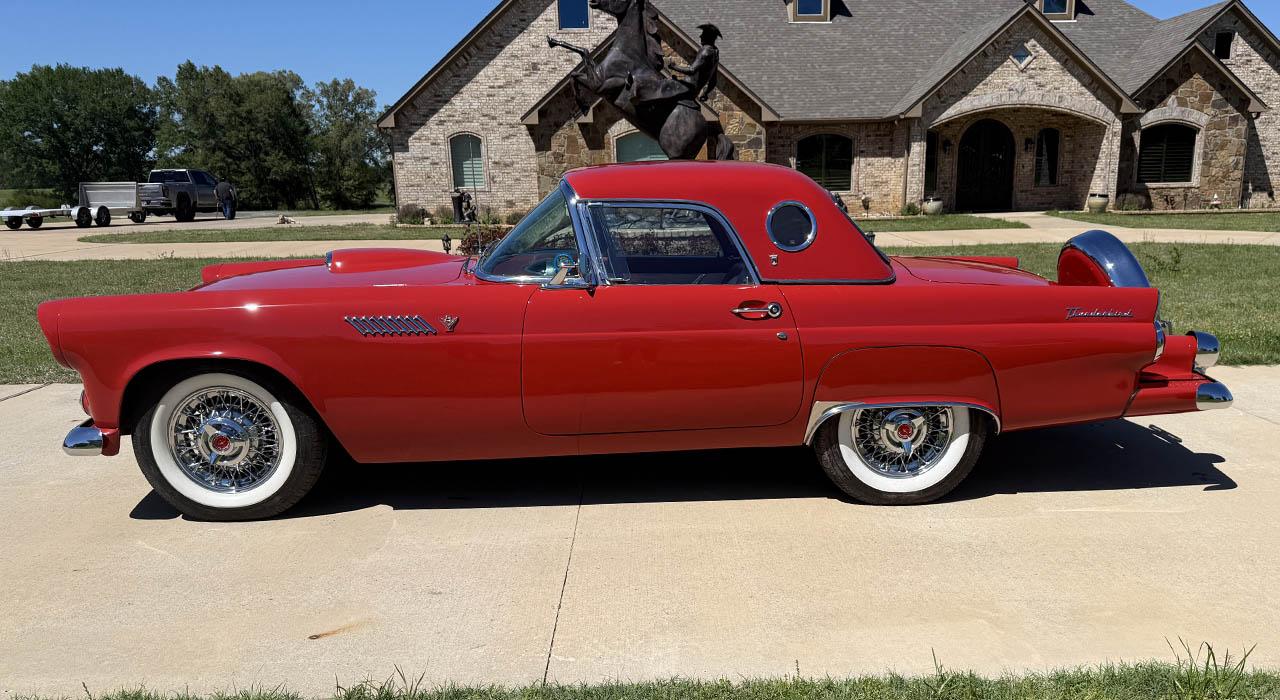 1955 Ford Thunderbird