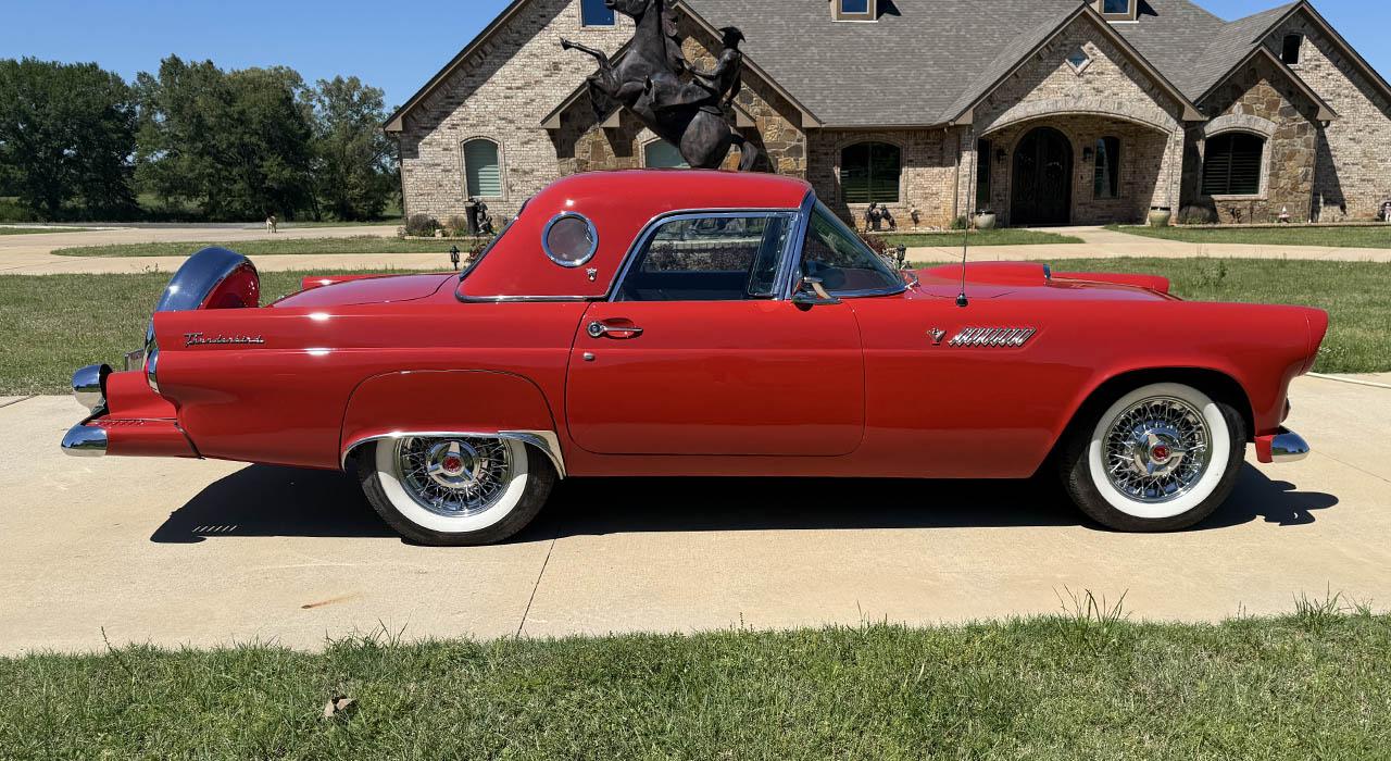 1955 Ford Thunderbird