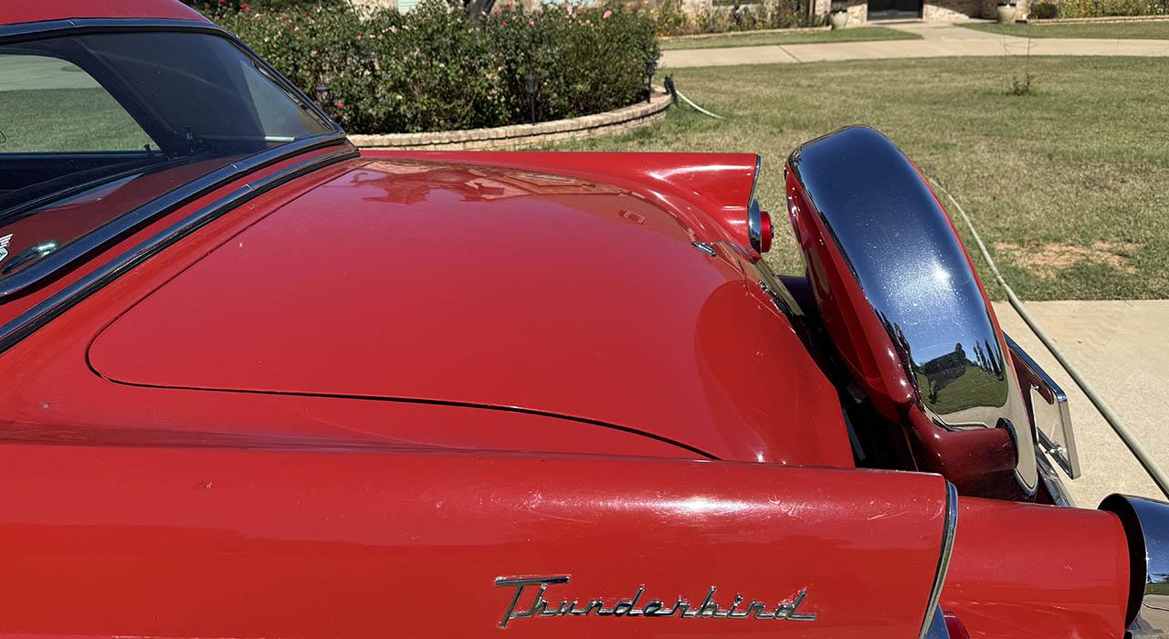 1955 Ford Thunderbird