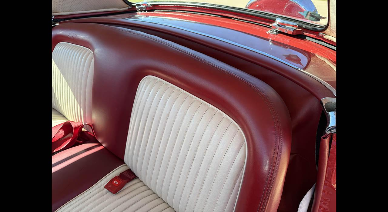 1955 Ford Thunderbird