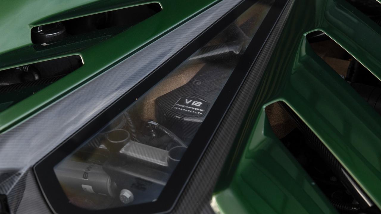 2021 Lamborghini Aventador SVJ Roadster