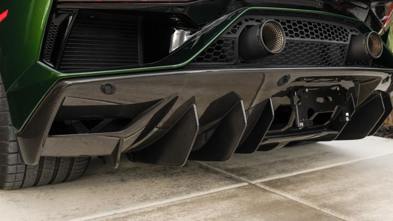 2021 Lamborghini Aventador SVJ Roadster