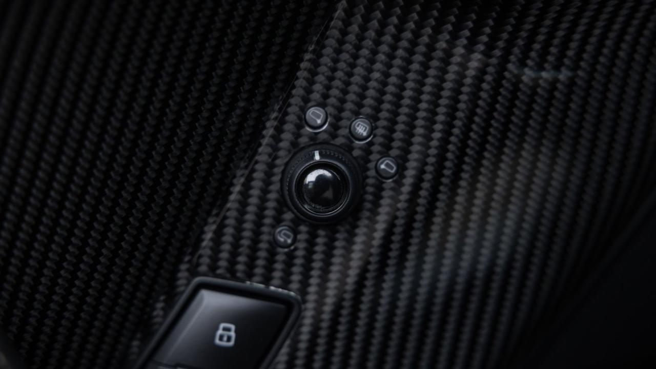 2021 Lamborghini Aventador SVJ Roadster