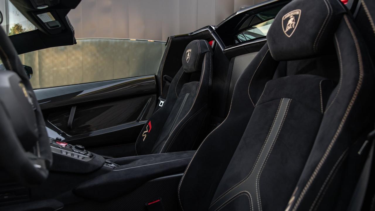 2021 Lamborghini Aventador SVJ Roadster