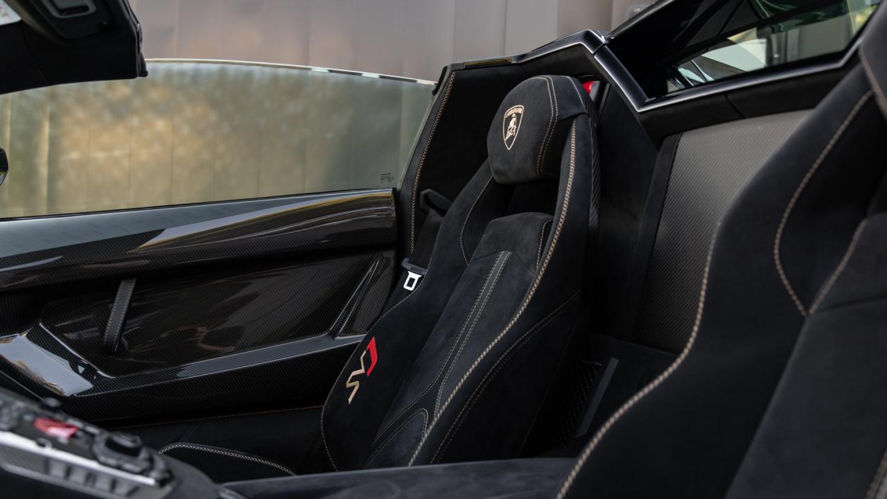 2021 Lamborghini Aventador SVJ Roadster