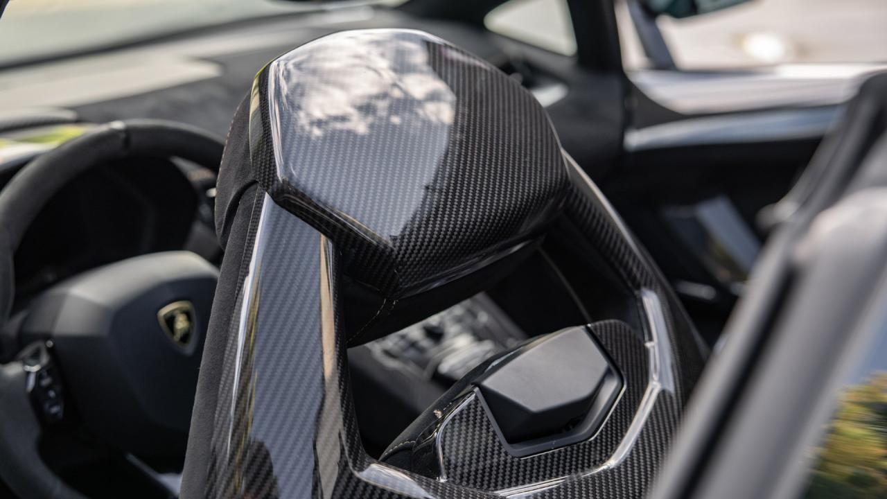 2021 Lamborghini Aventador SVJ Roadster
