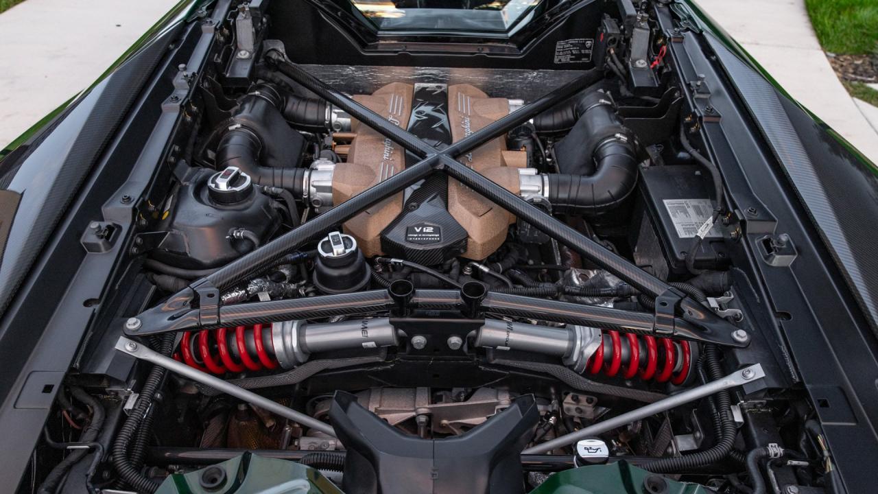 2021 Lamborghini Aventador SVJ Roadster