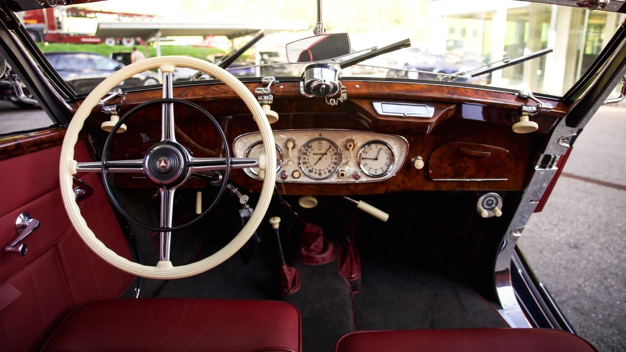 1938 Mercedes - Benz 320 "Cabriolet A" in the style of Sindelfingen