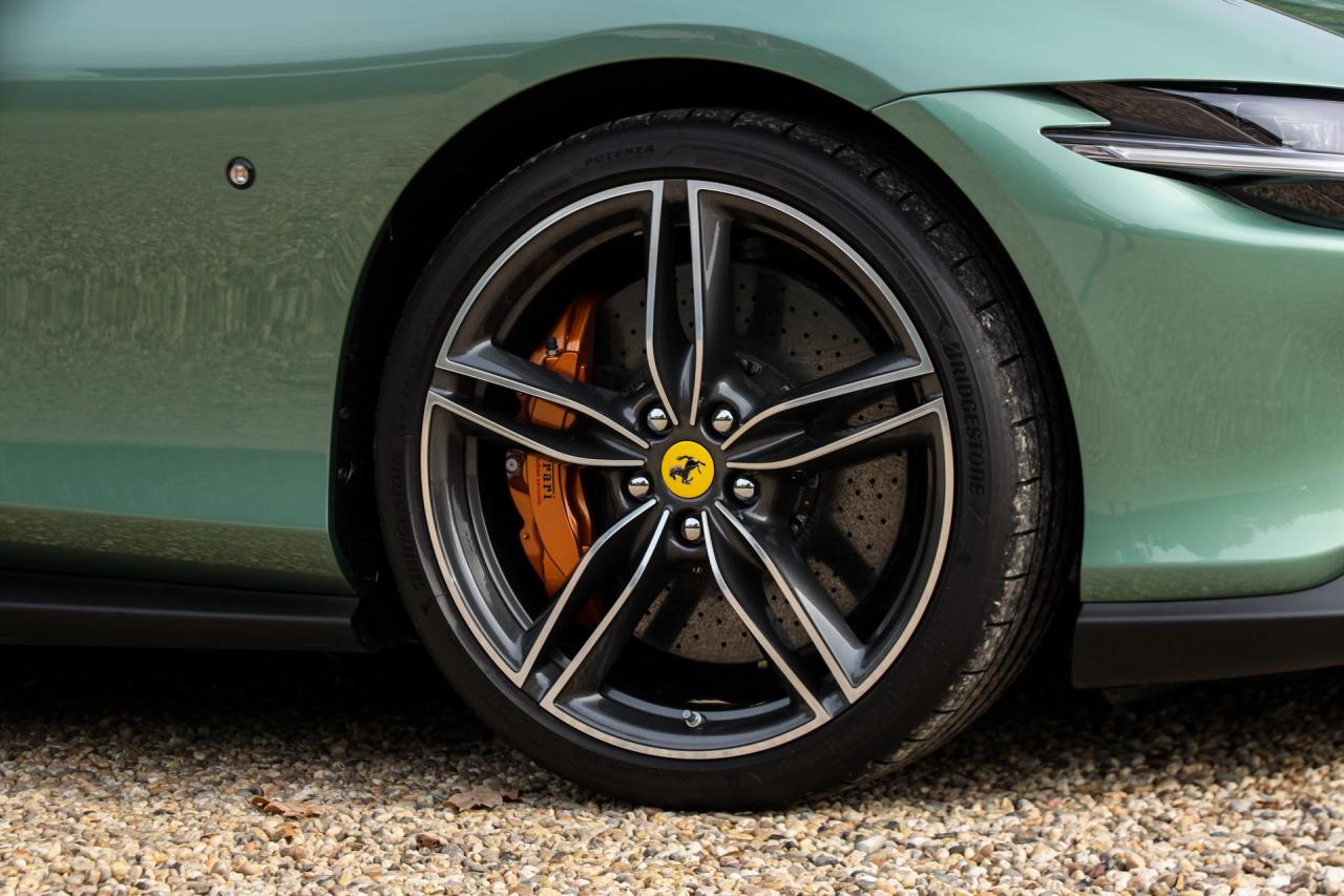 2024 Ferrari Roma Spider &ldquo;Verde Dora&rdquo;