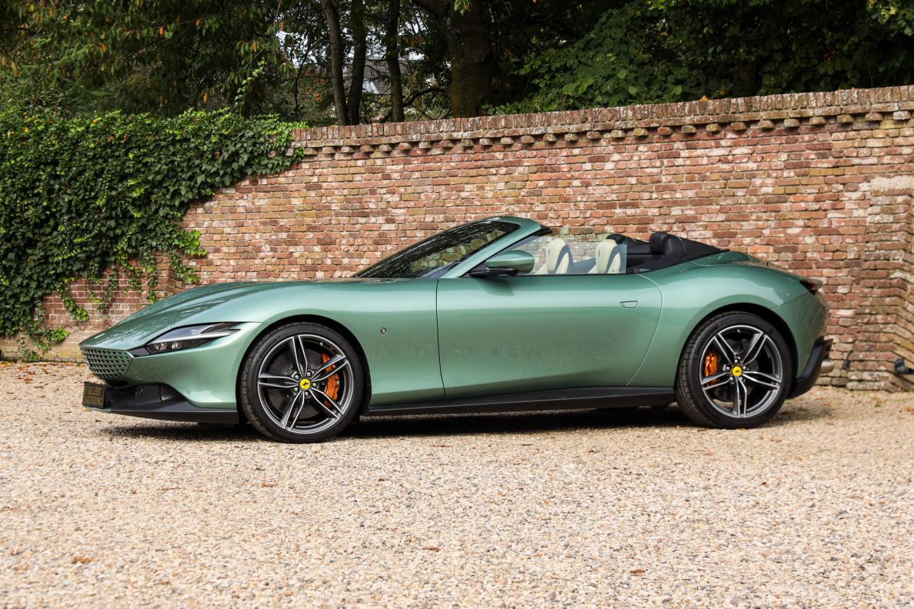 2024 Ferrari Roma Spider &ldquo;Verde Dora&rdquo;