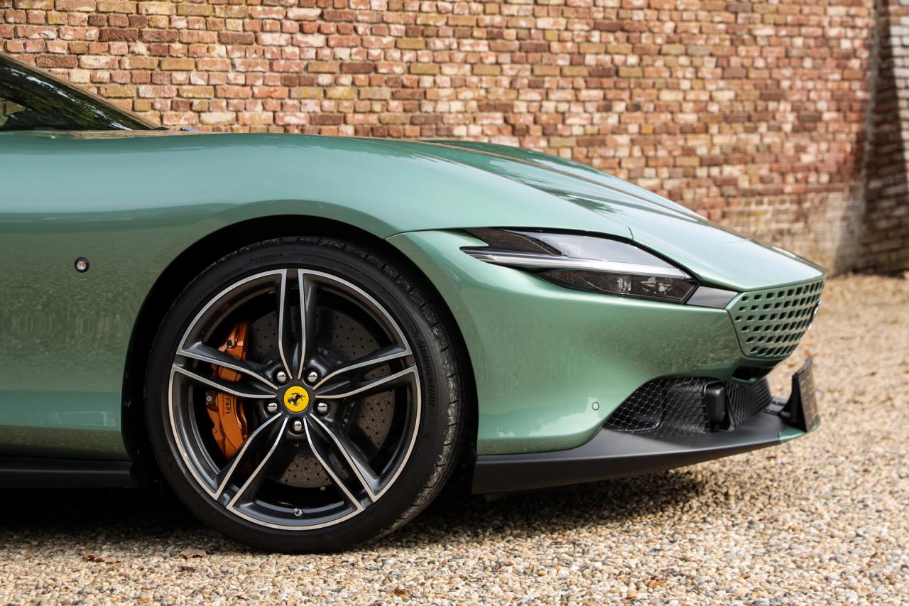 2024 Ferrari Roma Spider &ldquo;Verde Dora&rdquo;