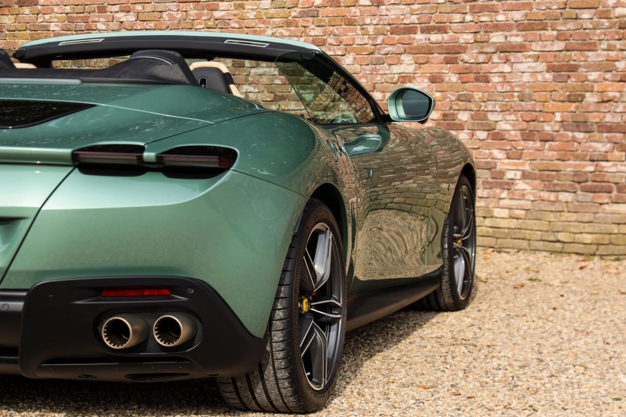 2024 Ferrari Roma Spider &ldquo;Verde Dora&rdquo;