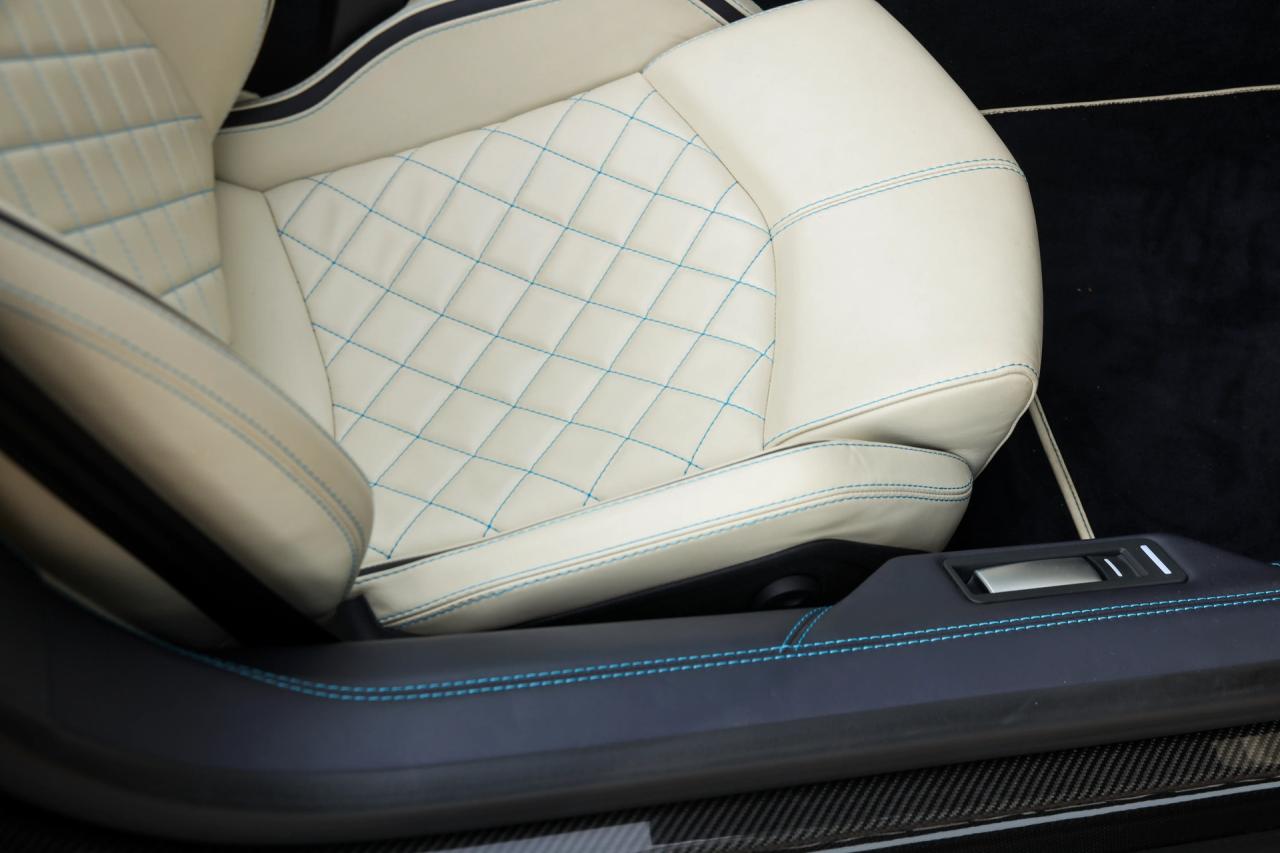 2018 Lamborghini Aventador S Roadster &ldquo;Blu Aegir over Bianco Polar&rdquo;