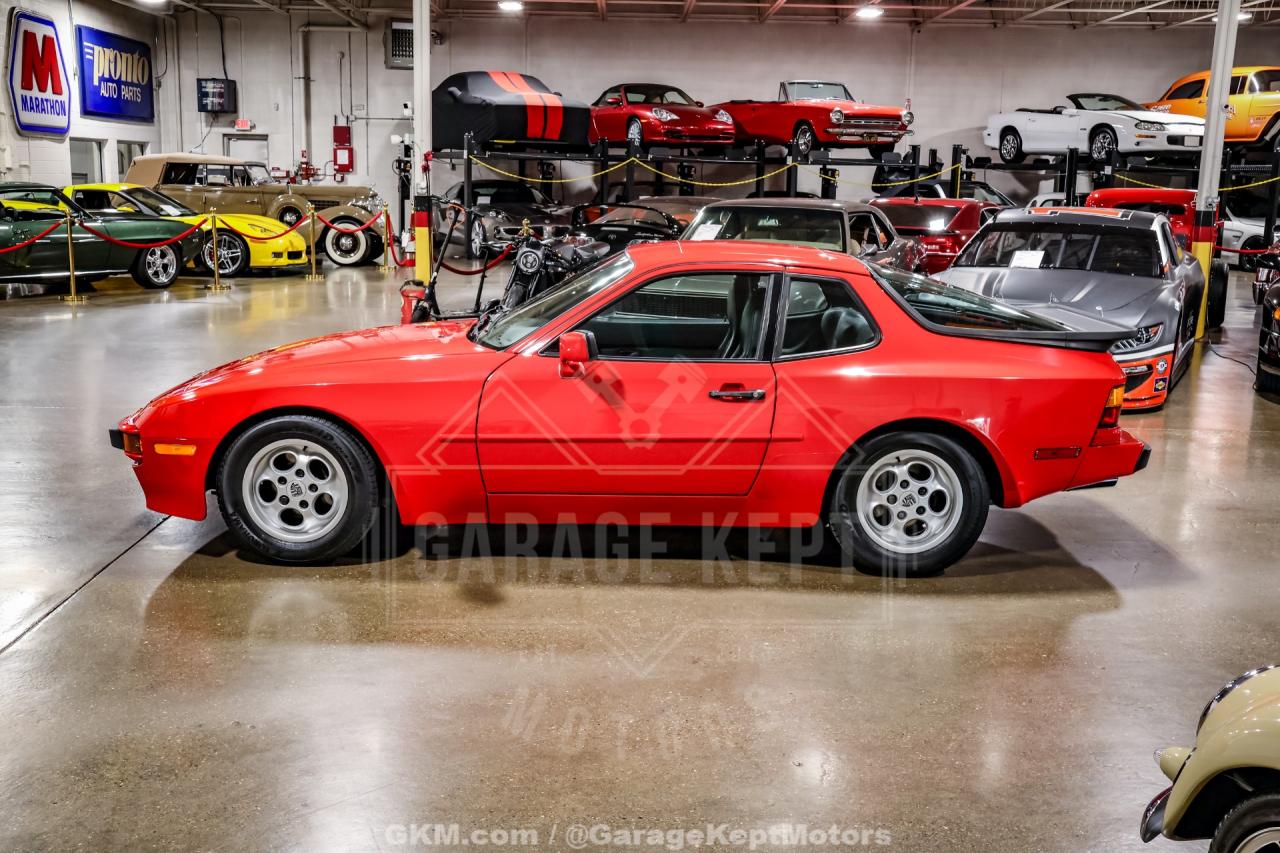 1985 Porsche 944