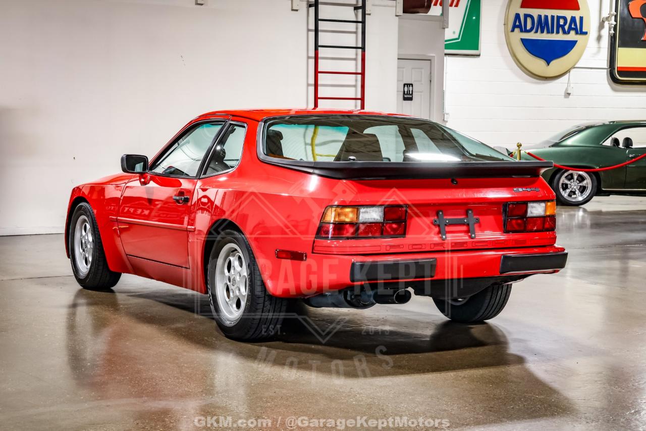 1985 Porsche 944