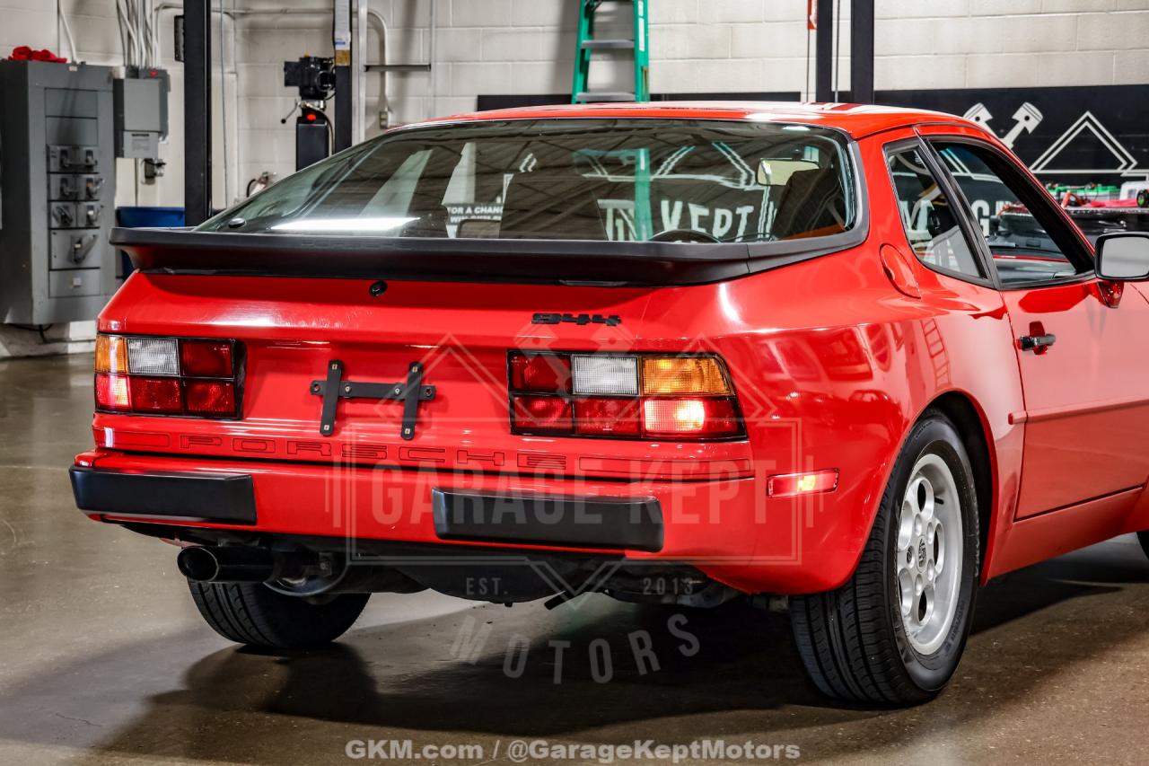 1985 Porsche 944