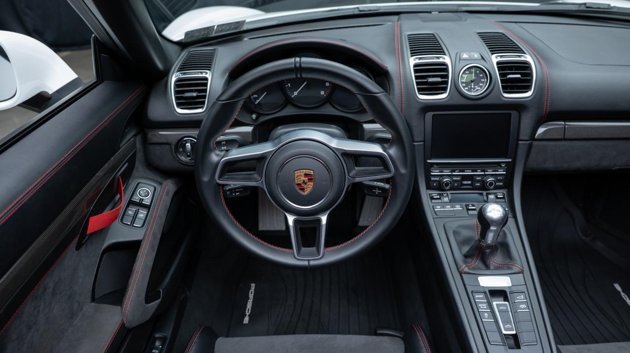 2016 Porsche Boxster Spyder