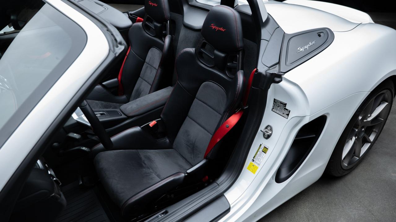 2016 Porsche Boxster Spyder