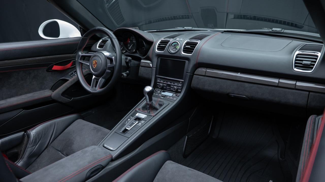 2016 Porsche Boxster Spyder