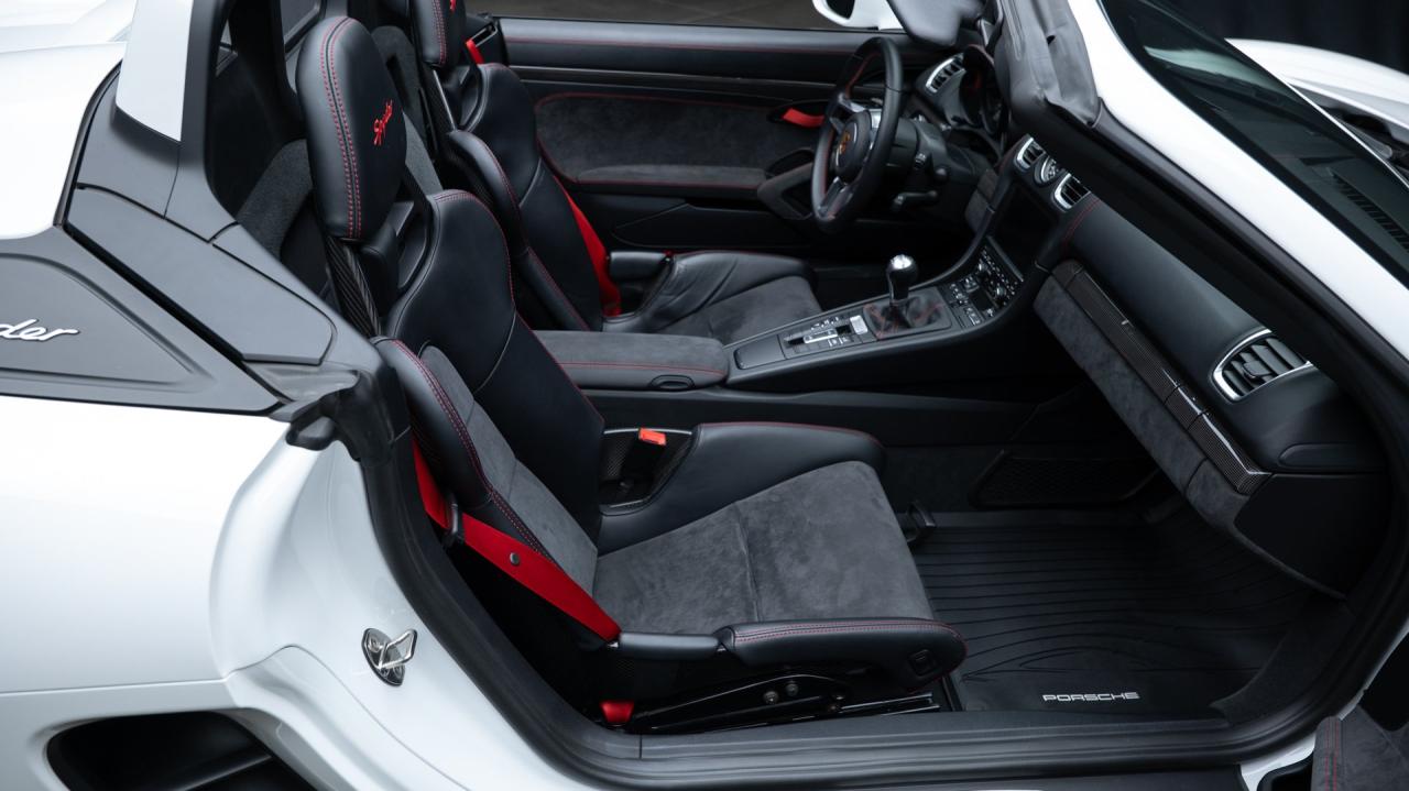 2016 Porsche Boxster Spyder