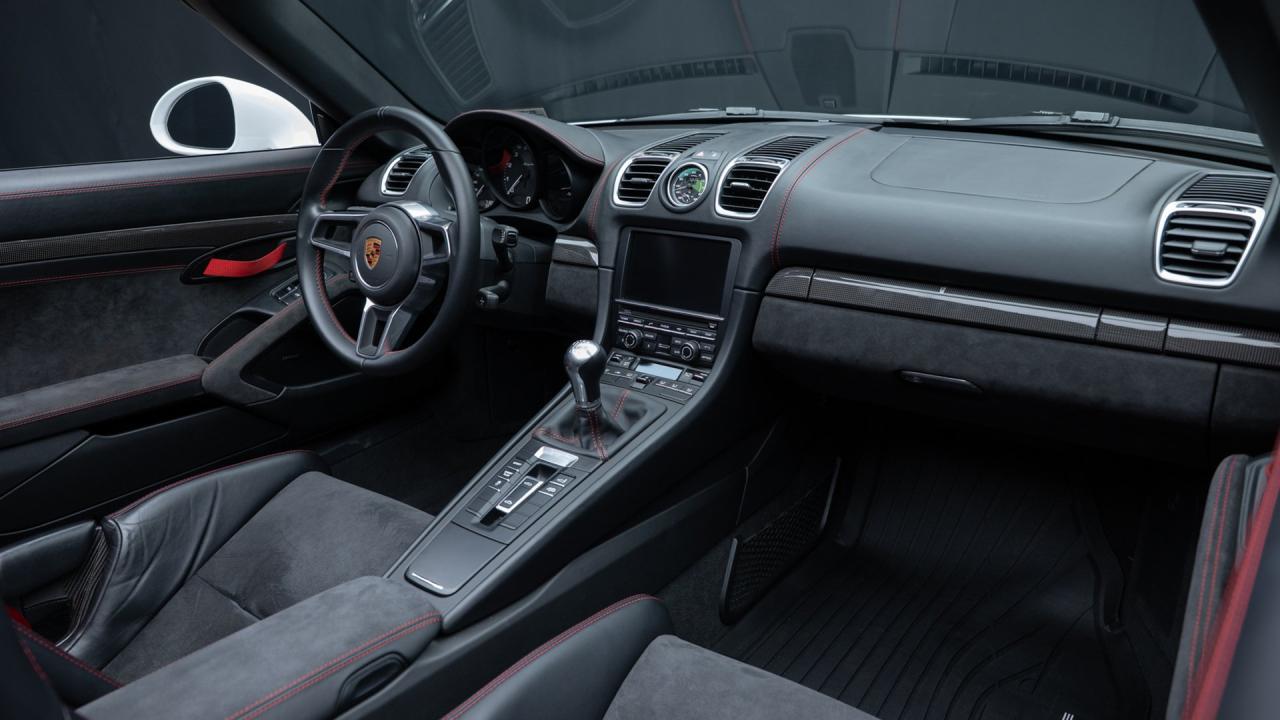 2016 Porsche Boxster Spyder