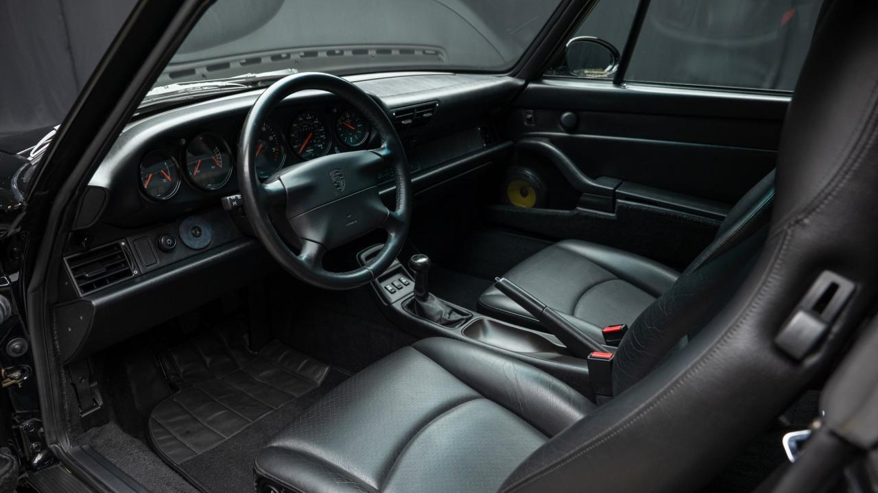 1998 Porsche 911 Carrera Cabriolet