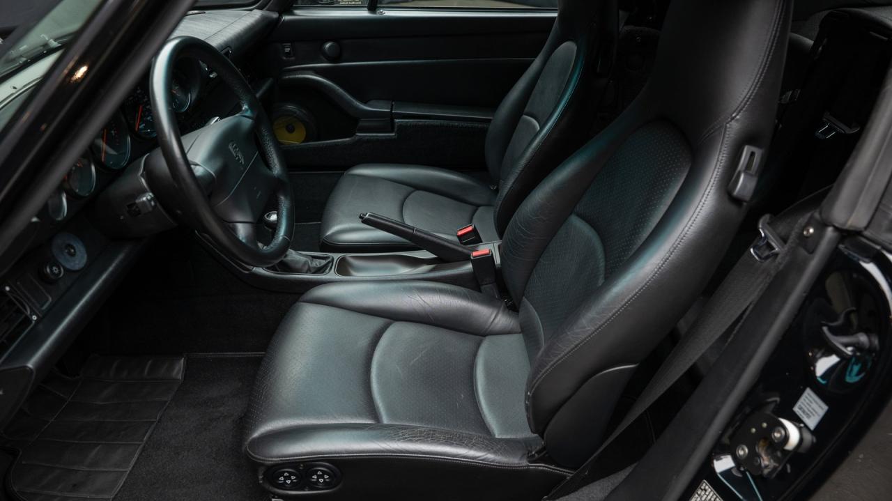 1998 Porsche 911 Carrera Cabriolet