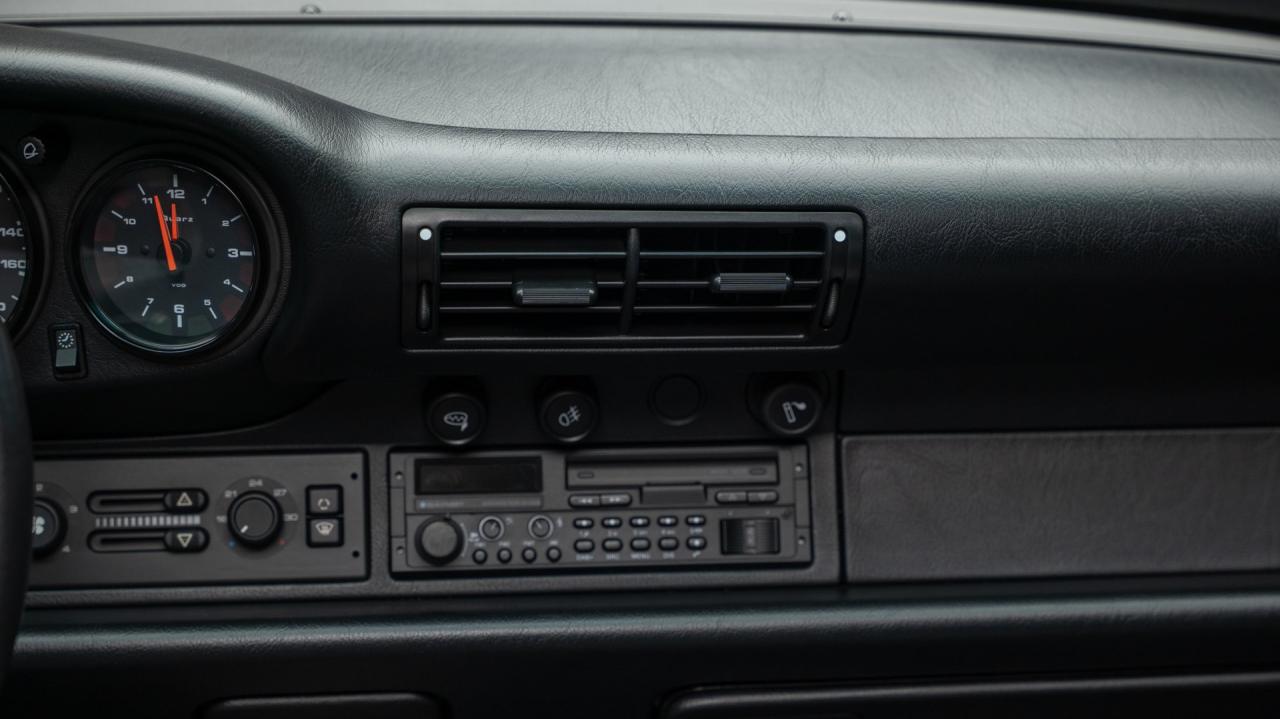 1998 Porsche 911 Carrera Cabriolet