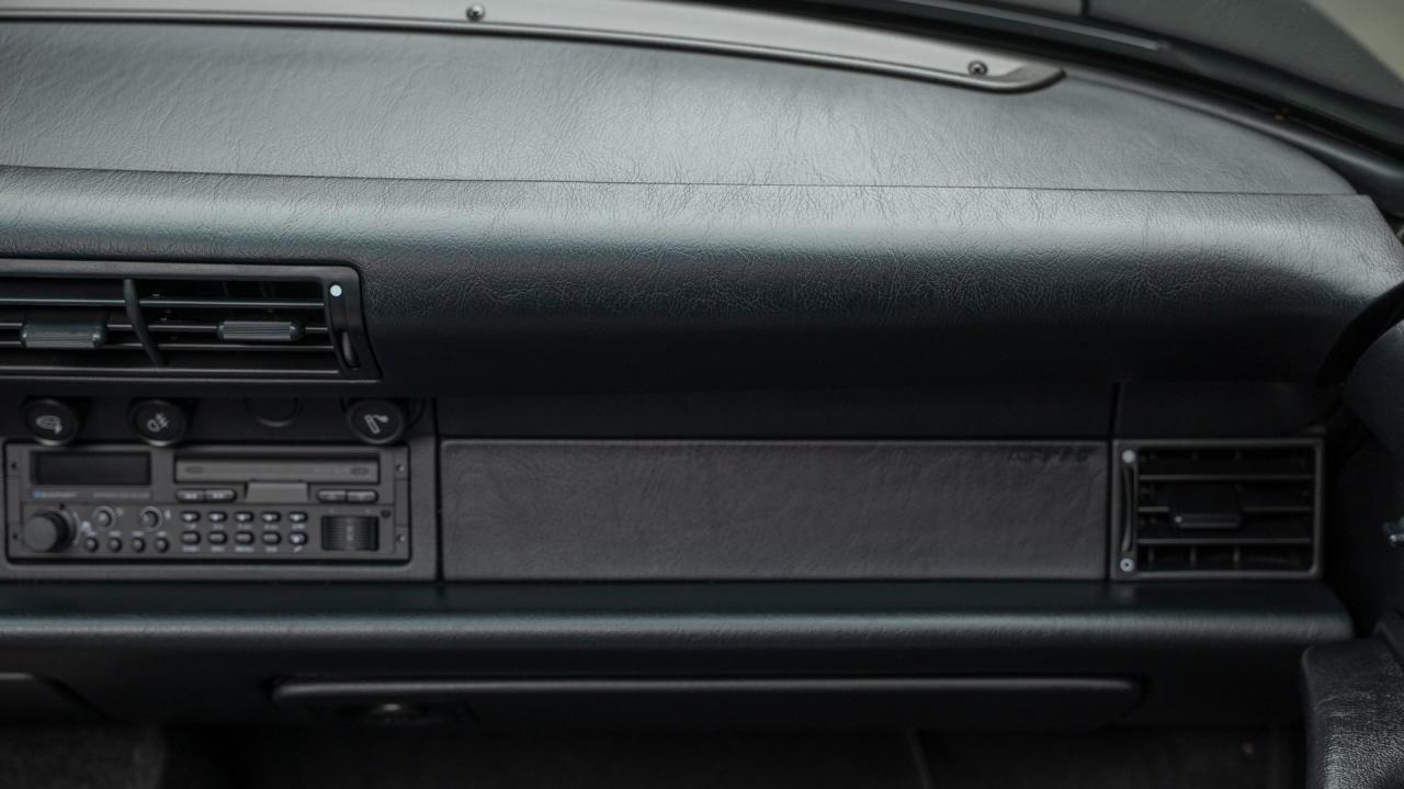 1998 Porsche 911 Carrera Cabriolet