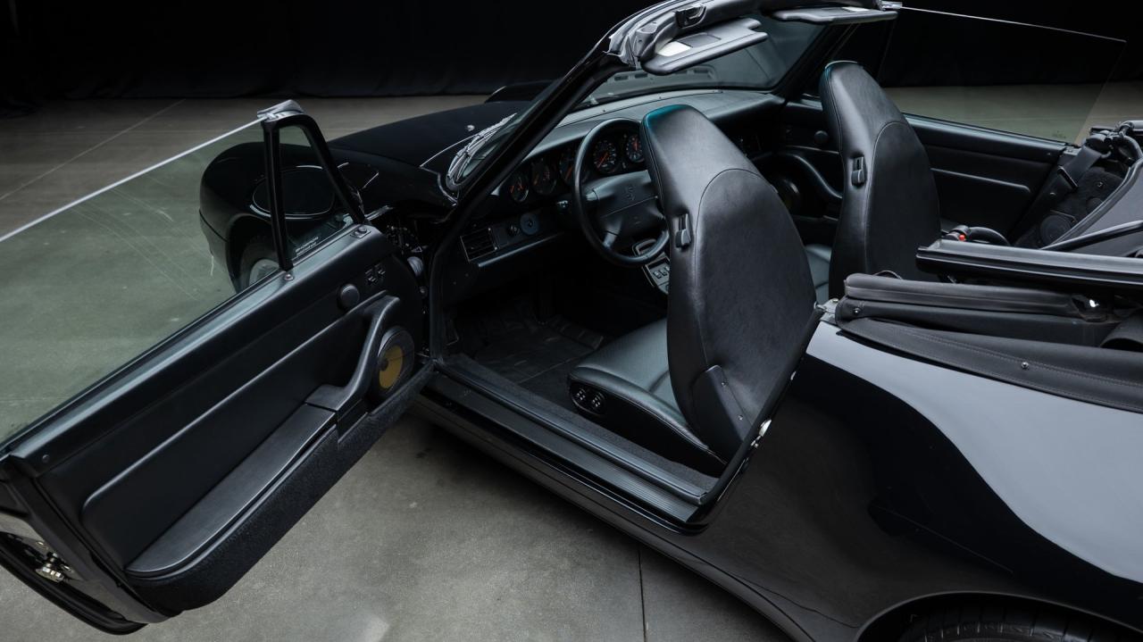 1998 Porsche 911 Carrera Cabriolet