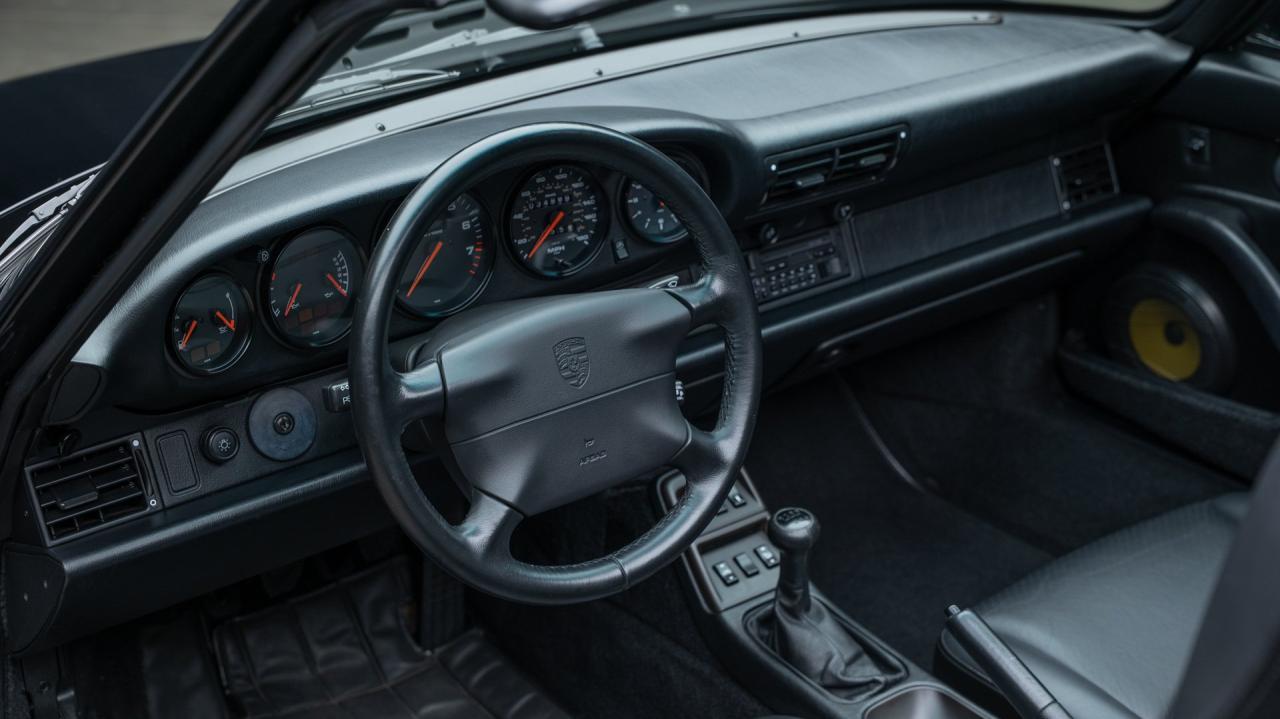 1998 Porsche 911 Carrera Cabriolet