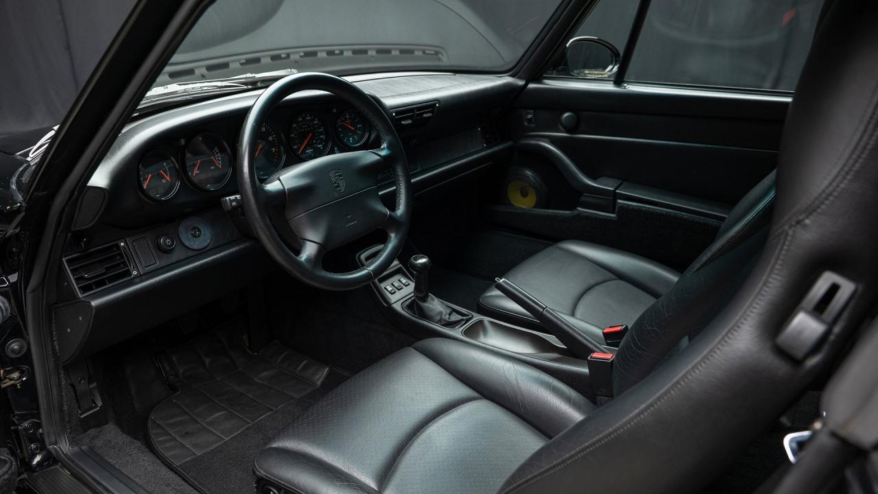 1998 Porsche 911 Carrera Cabriolet
