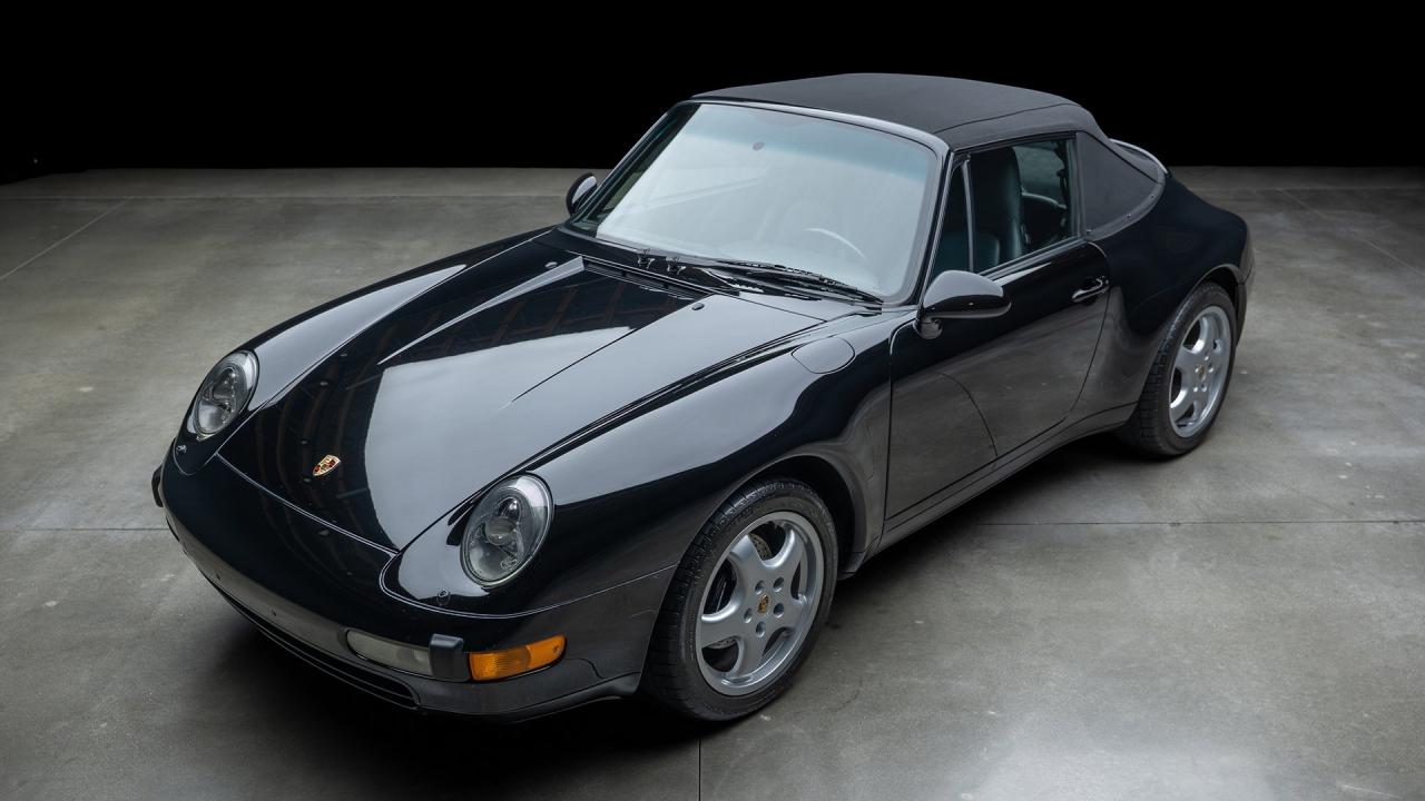 1998 Porsche 911 Carrera Cabriolet