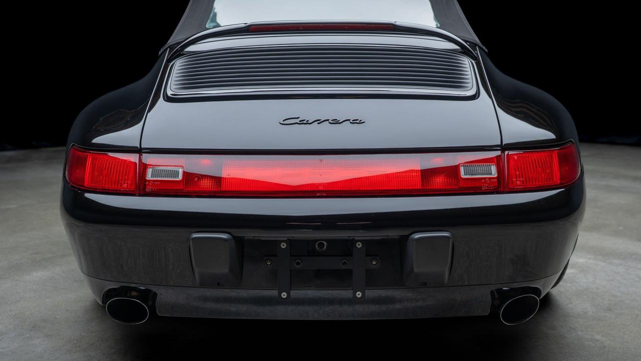 1998 Porsche 911 Carrera Cabriolet