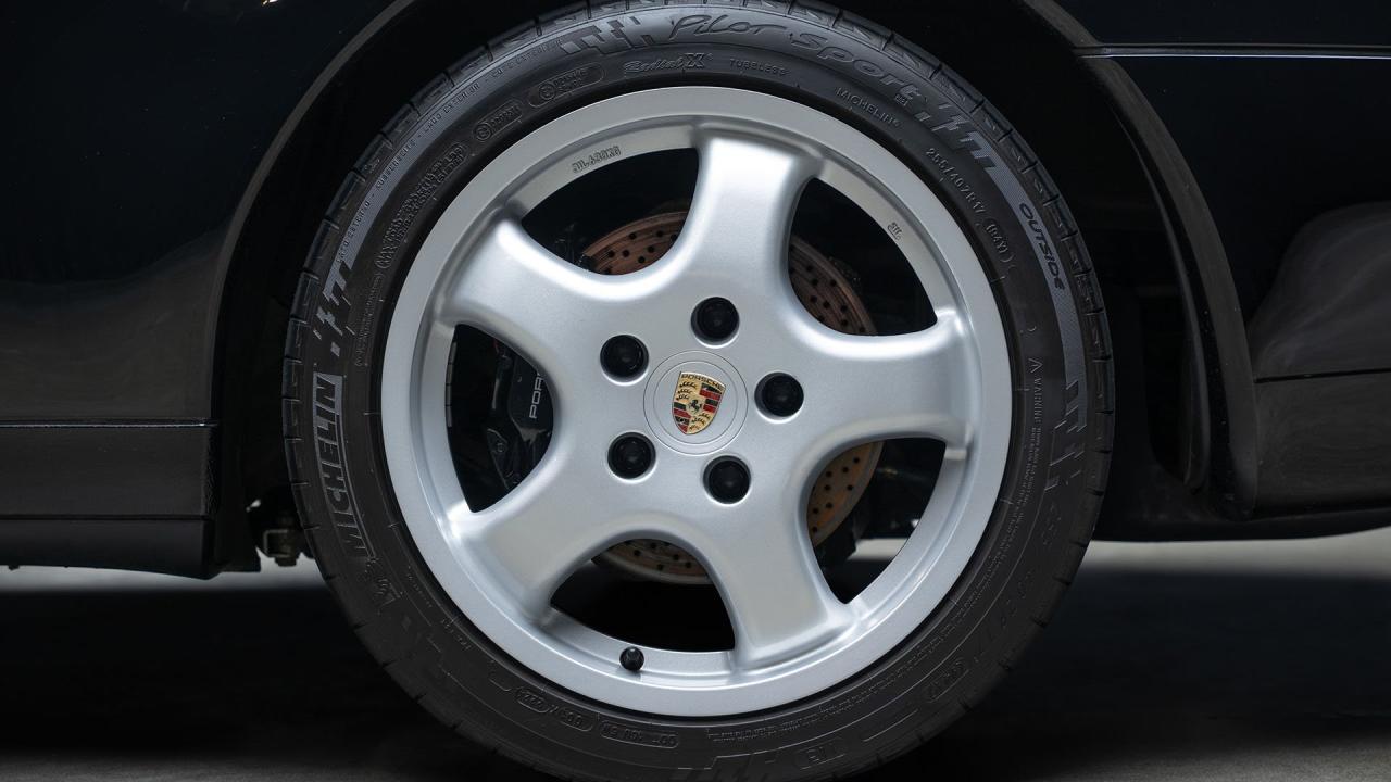 1998 Porsche 911 Carrera Cabriolet