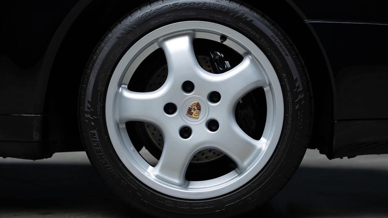 1998 Porsche 911 Carrera Cabriolet