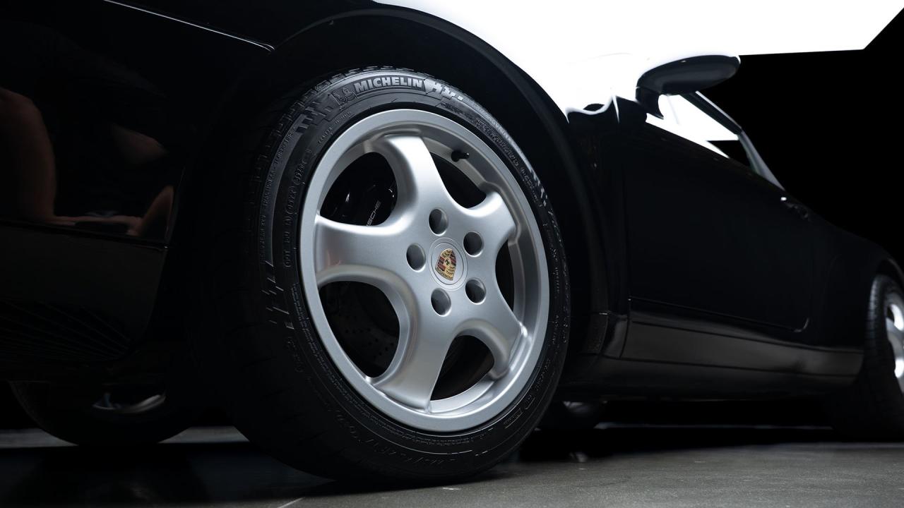 1998 Porsche 911 Carrera Cabriolet