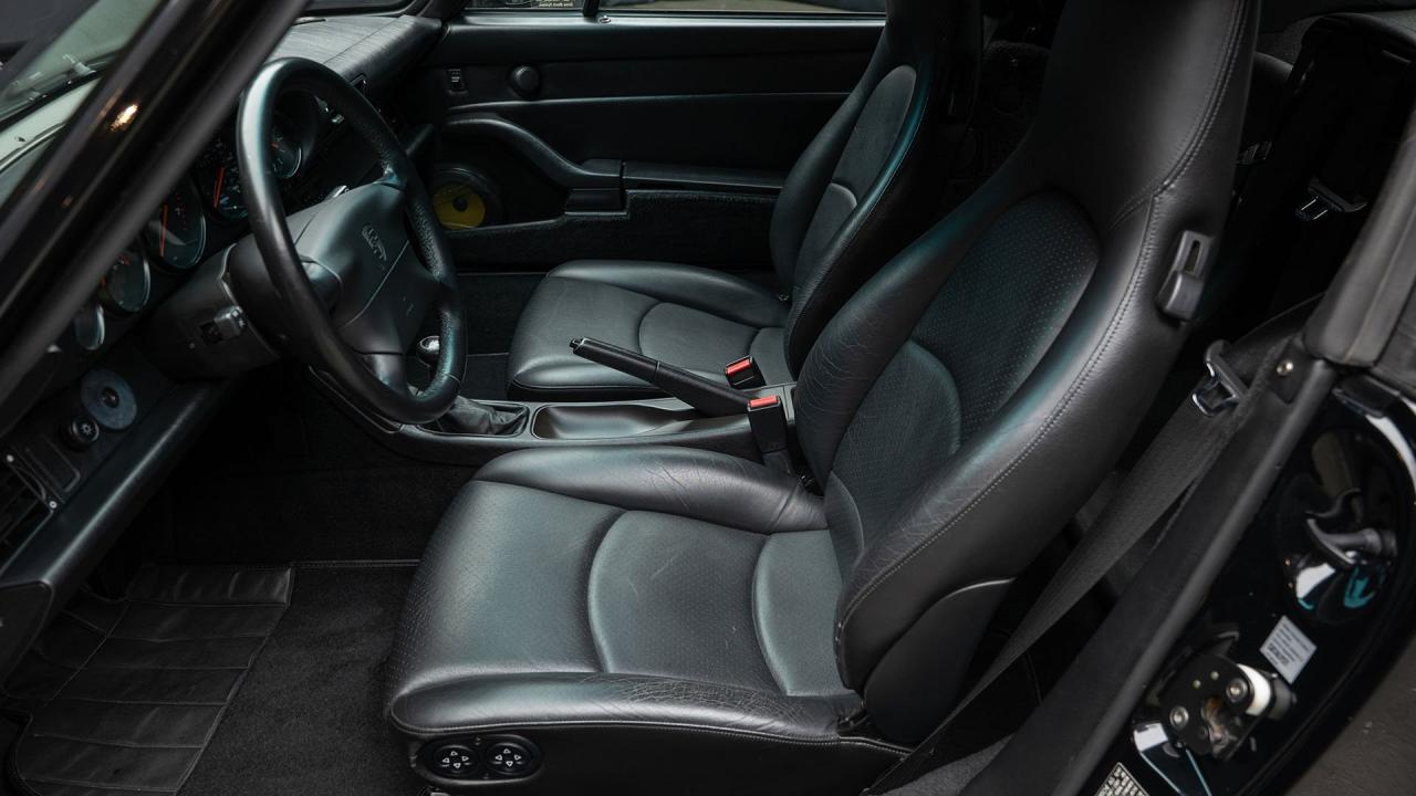1998 Porsche 911 Carrera Cabriolet