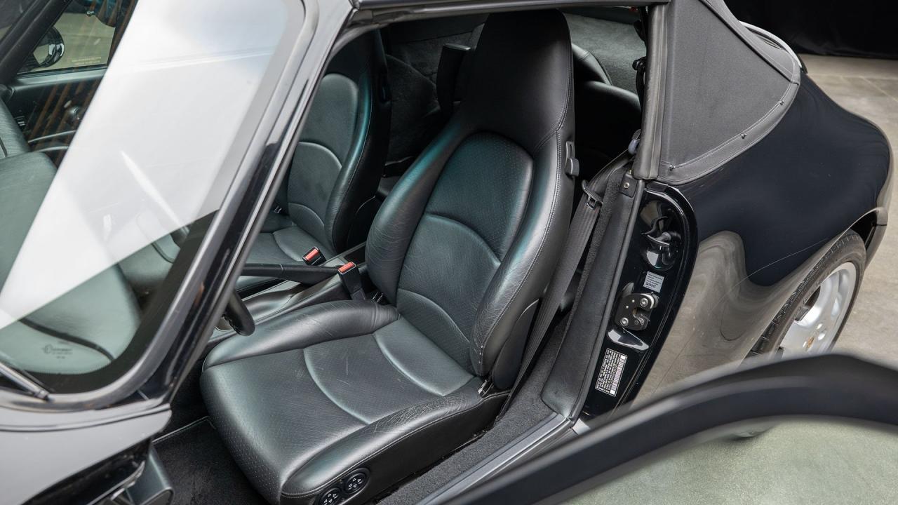 1998 Porsche 911 Carrera Cabriolet