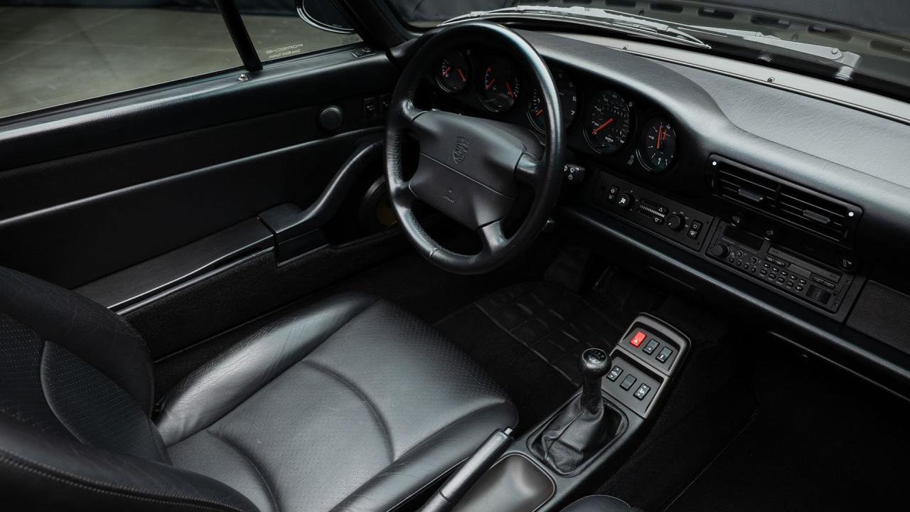 1998 Porsche 911 Carrera Cabriolet