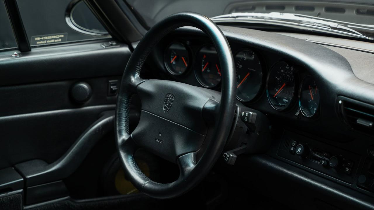 1998 Porsche 911 Carrera Cabriolet