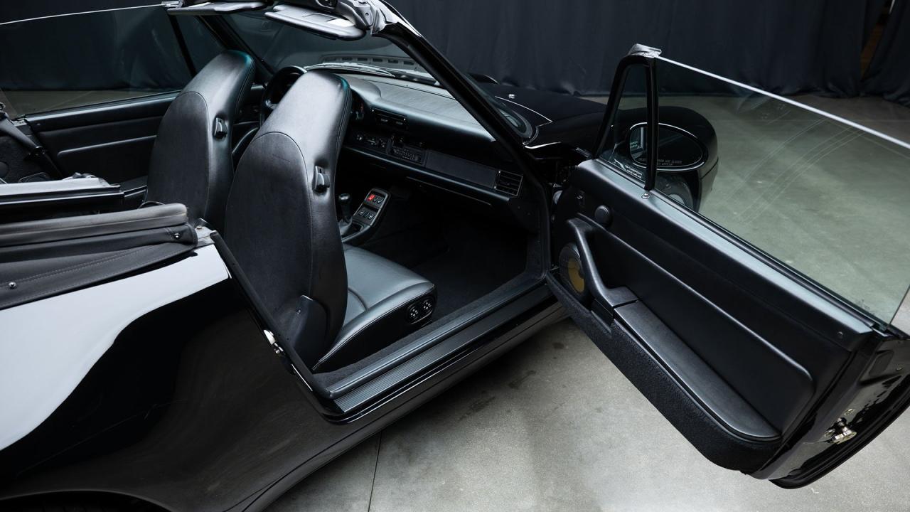 1998 Porsche 911 Carrera Cabriolet