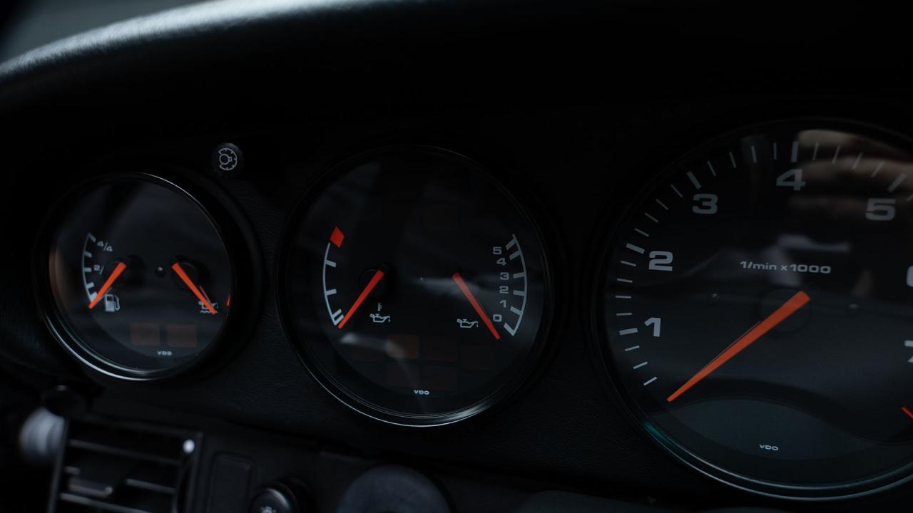 1998 Porsche 911 Carrera Cabriolet