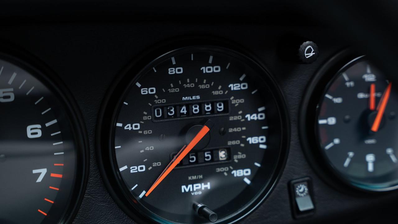 1998 Porsche 911 Carrera Cabriolet