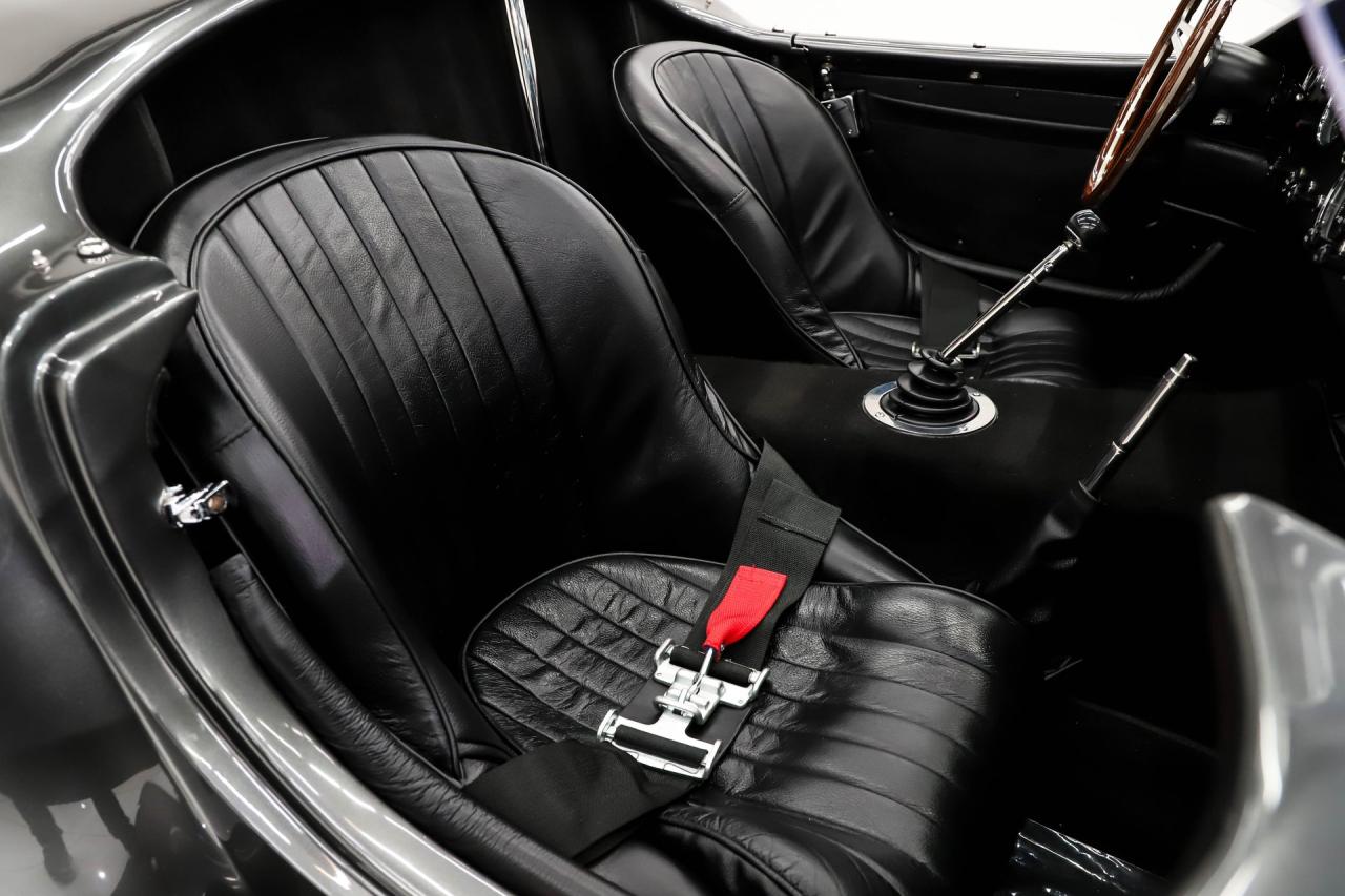 1965 Shelby Cobra Superformance MKIII