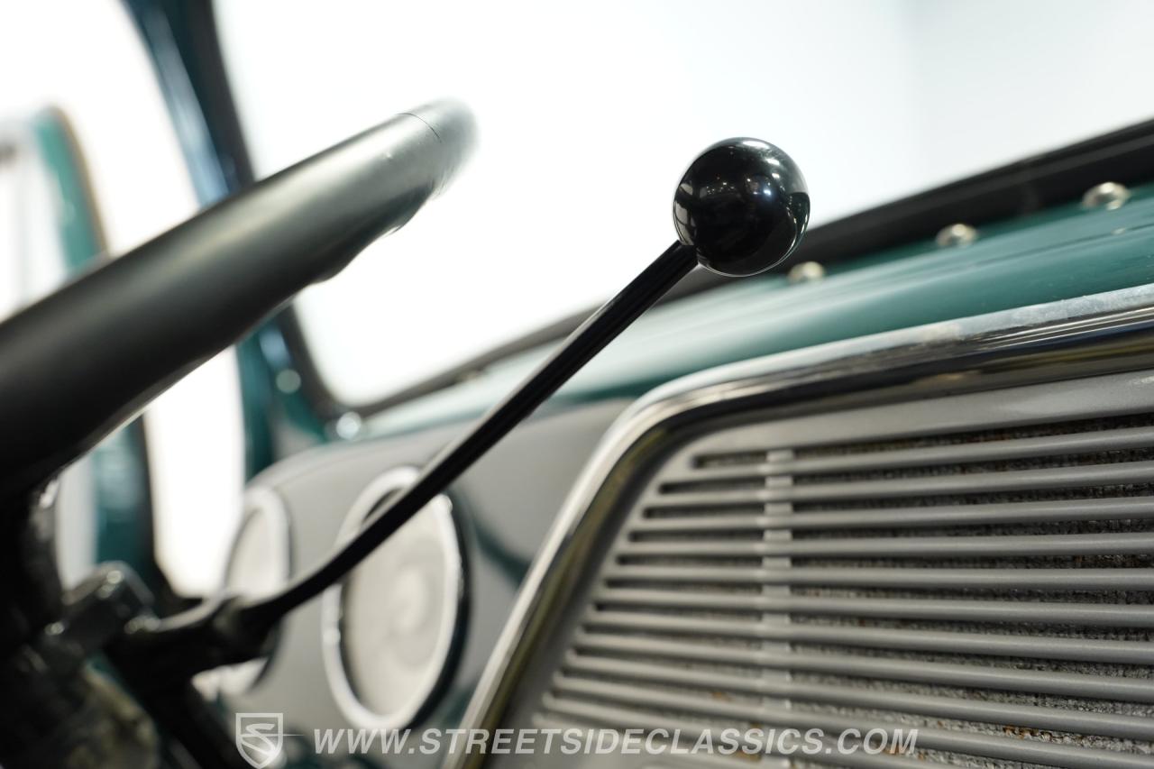 1951 Ford F-1