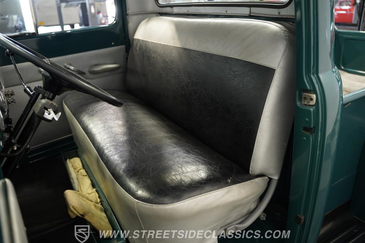 1951 Ford F-1
