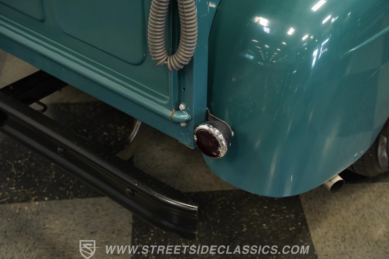 1951 Ford F-1