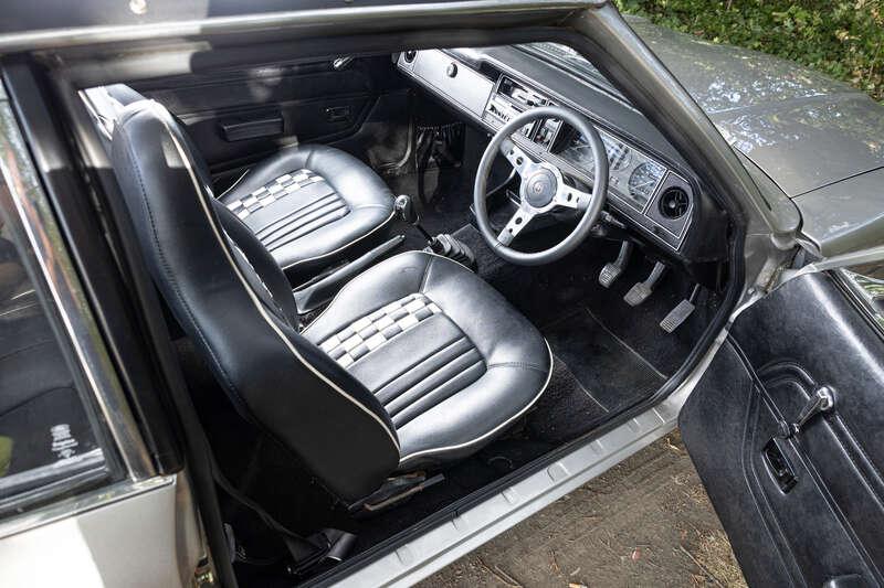 1976 Ford Cortina