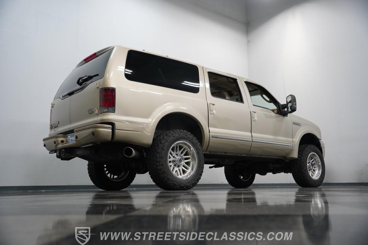 2005 Ford Excursion Limited